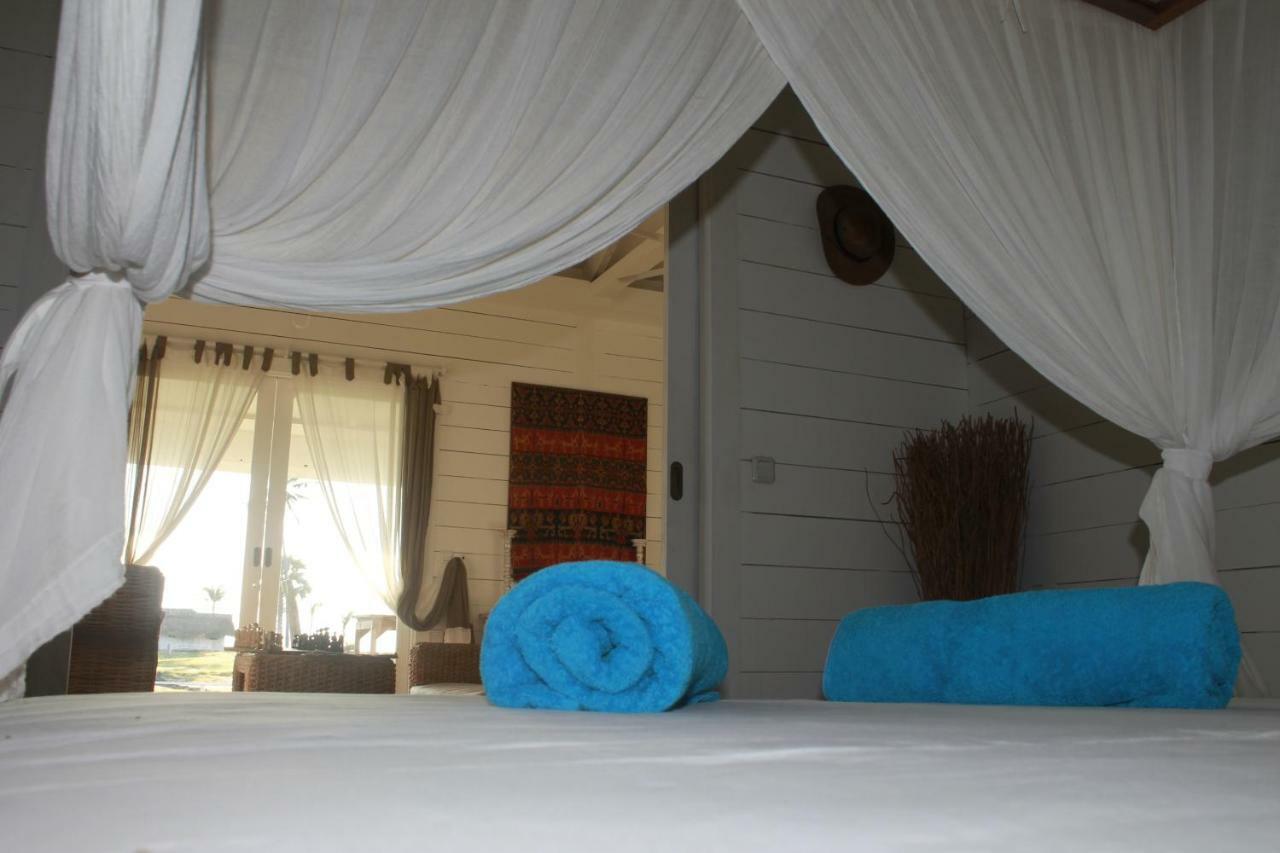Wera Beach Kadumbul Bagian luar foto